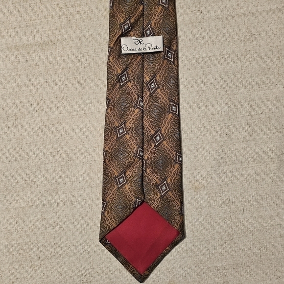 Oscar de la Renta Vintage Silk Diamond Pattern Mens Tie - Picture 5 of 6